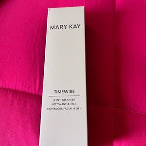 Mary Kay Timewise 4-in-1 Cleanser